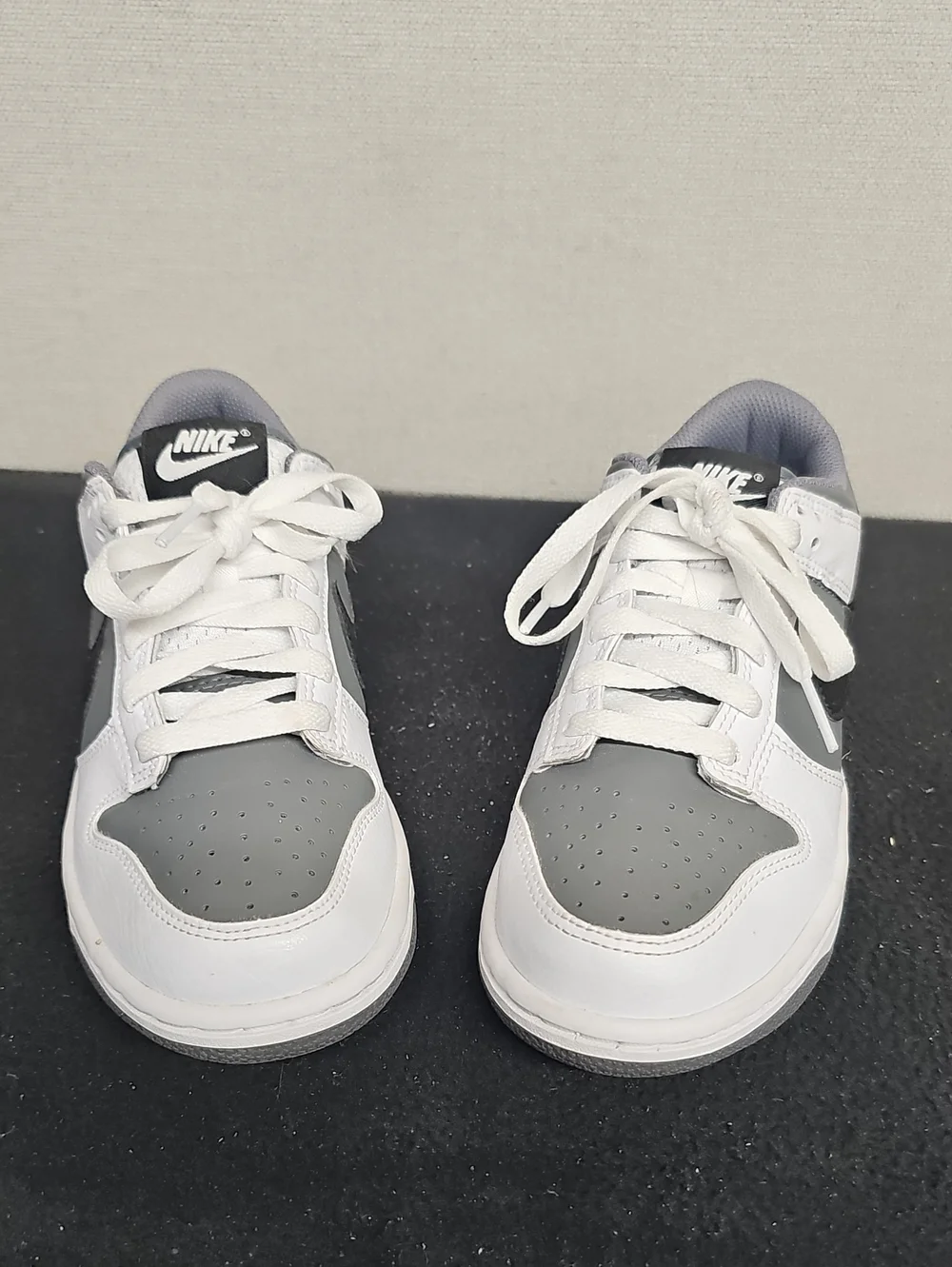 NIKE DUNK LOW SMOKE GREY YOUTH SNEAKERS BFPM-06-086 - Picture 1 of 10